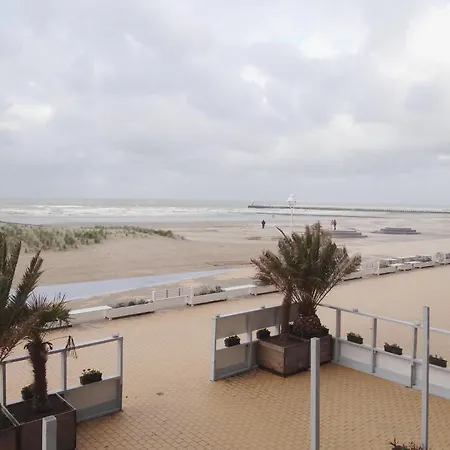 Apartment In Nieuwpoort Located Near The Sea Lägenhet *